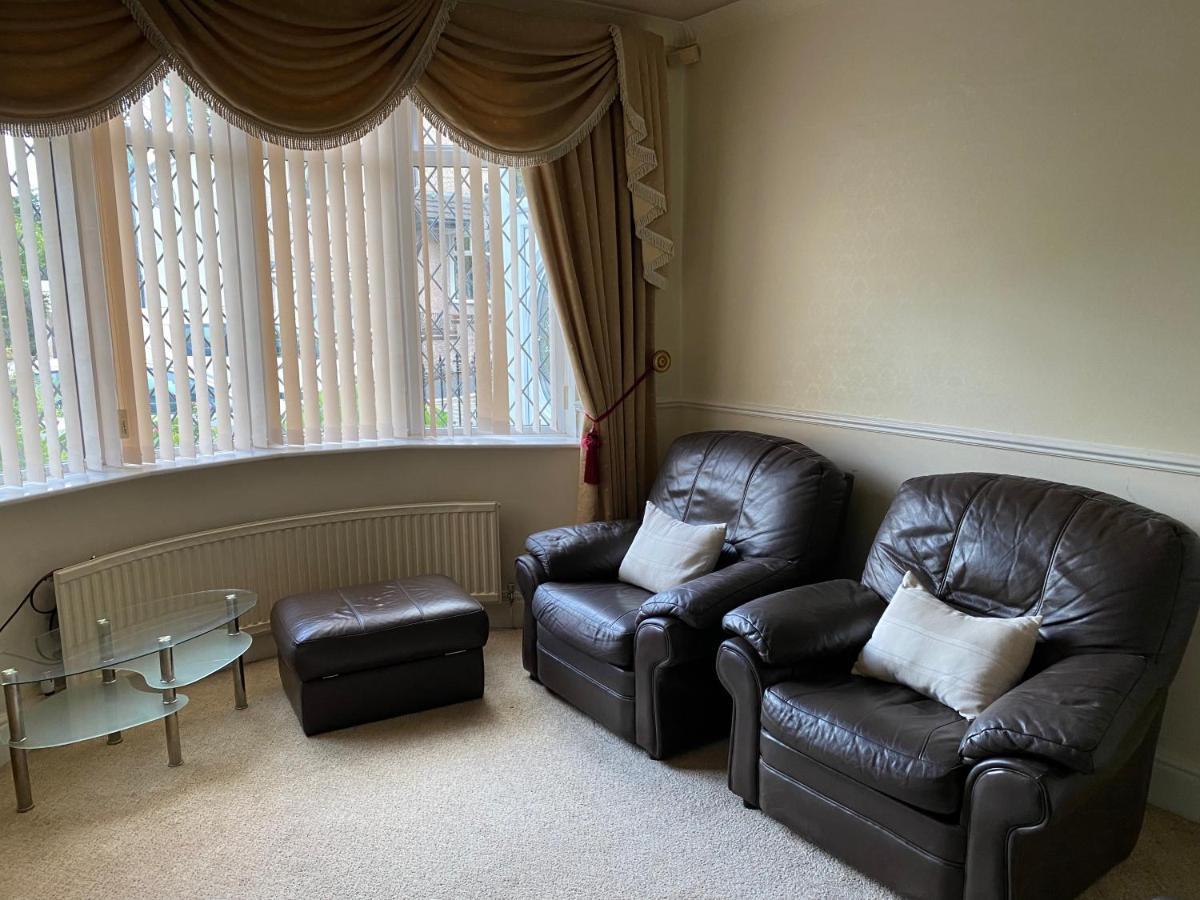 Grace Haven Villa Farnworth Exterior photo
